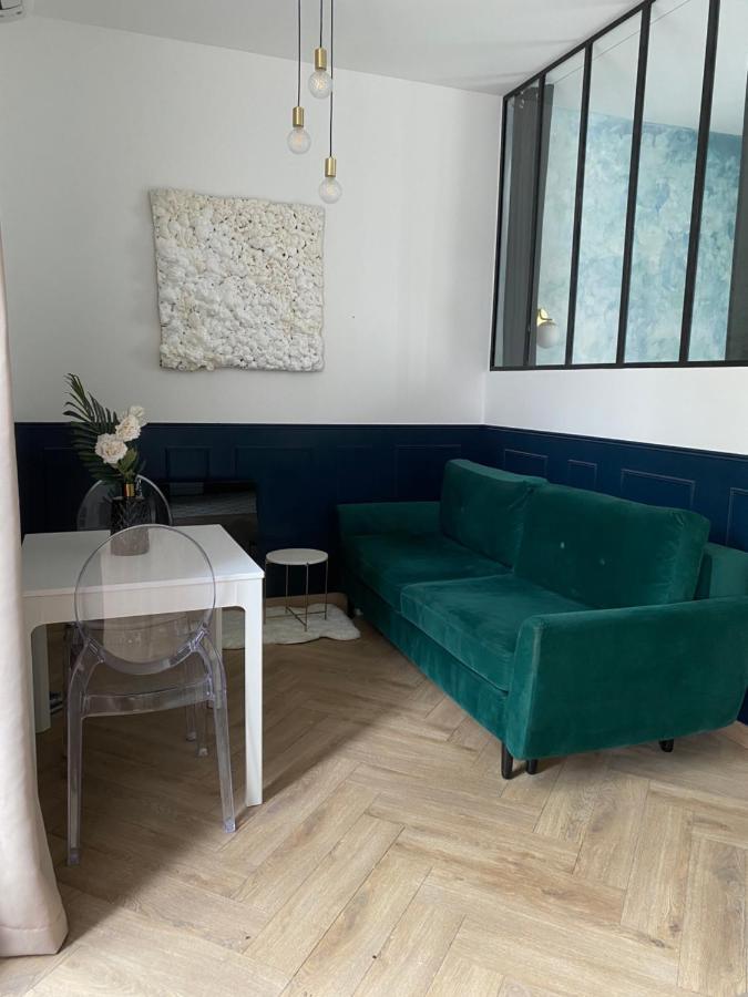 La Suite Dandy - Beau T2 -Terrasse, Parking Gratuit, Climatisation Bagnères-de-Bigorre Eksteriør bilde