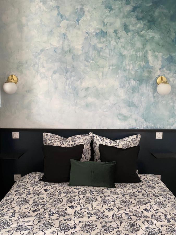 La Suite Dandy - Beau T2 -Terrasse, Parking Gratuit, Climatisation Bagnères-de-Bigorre Eksteriør bilde